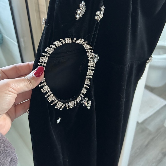 Zara Velvet Dress - Picture 5 of 7